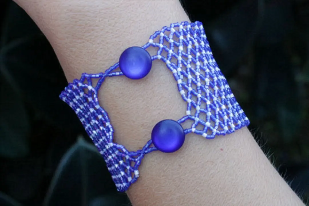 Blue Net Necklace Clasp